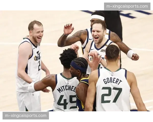 马刺团队传导体系成熟 五人得分上双展现均衡火力